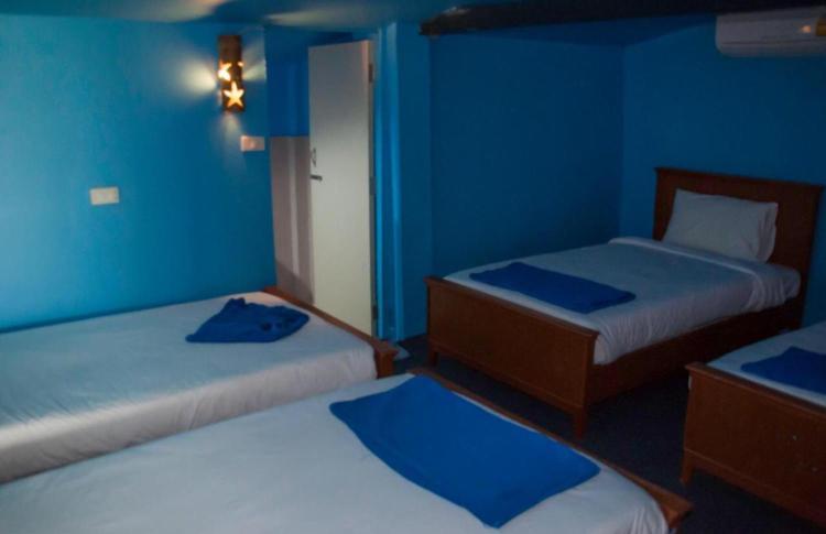 The Lazy Bar And Guesthouse Krabi town Esterno foto