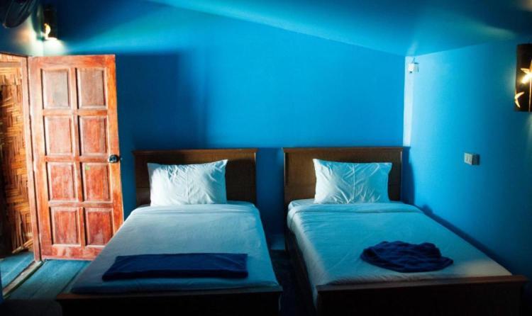 The Lazy Bar And Guesthouse Krabi town Esterno foto